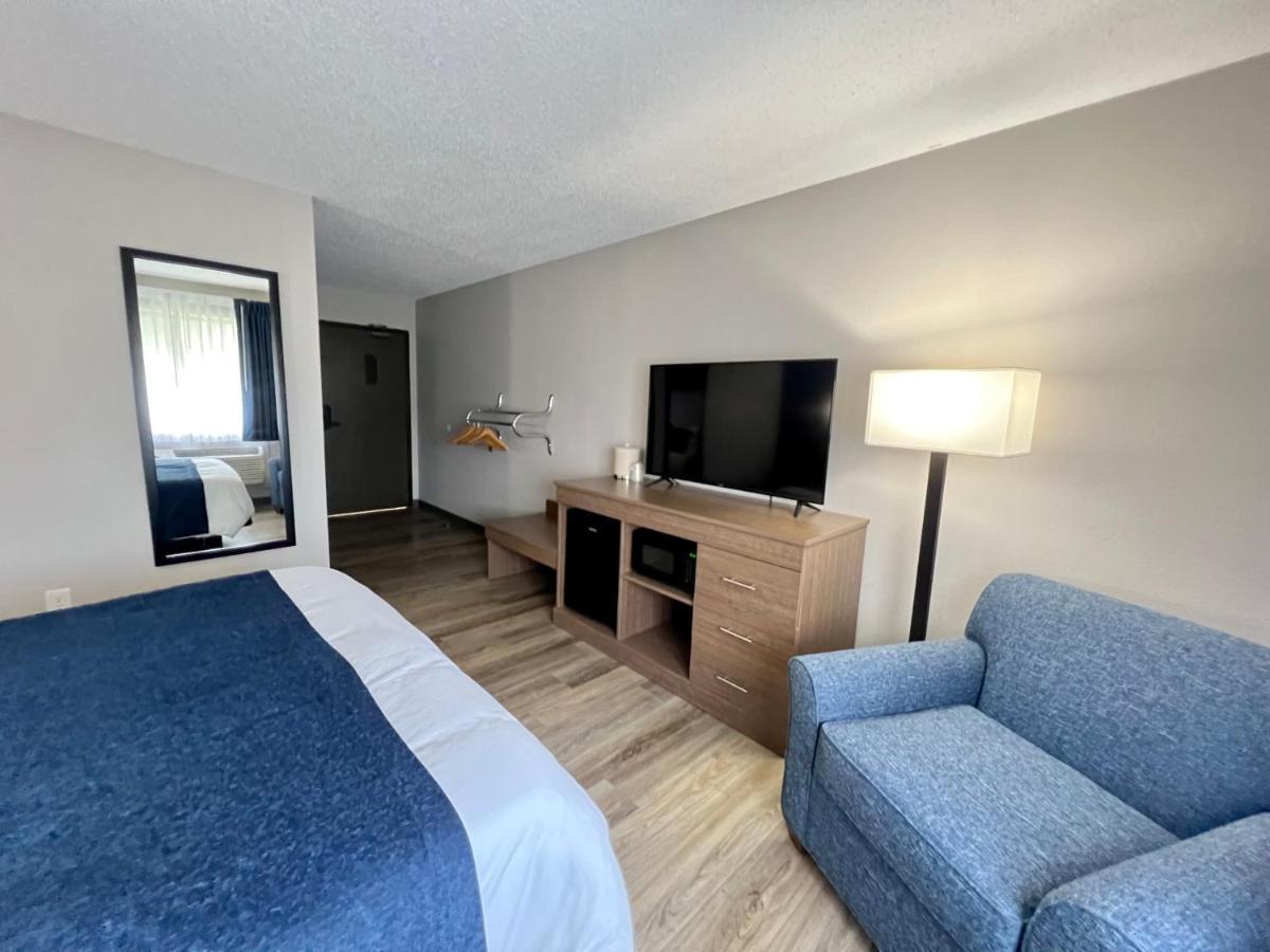 Hilltop Inn & Suites Grove Ngoại thất bức ảnh